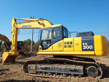 Paletli ekskavatör KOMATSU PC300