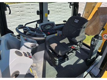 Iş makinesi Caterpillar: fotoğraf 3