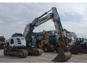 Paletli ekskavatör LIEBHERR R 926