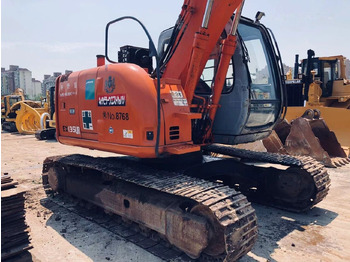 Paletli ekskavatör HITACHI