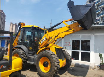 Iş makinesi JCB 4CX