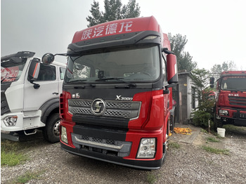 Çekici SHACMAN