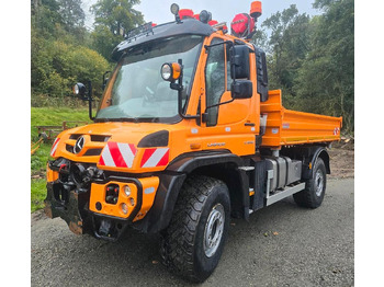 Atık toplama taşıt/ Özel amaçlı taşıt UNIMOG