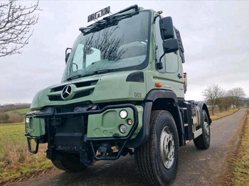 Atık toplama taşıt/ Özel amaçlı taşıt UNIMOG