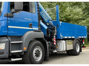 Sal/ Açık kasa kamyon, Vinçli kamyon MAN * MAN 18.440 TGS * 4x4 * HDS Fassi F215 * Sprowadzony * 95 000 KM ! * Stan Jak Nowy: fotoğraf 5