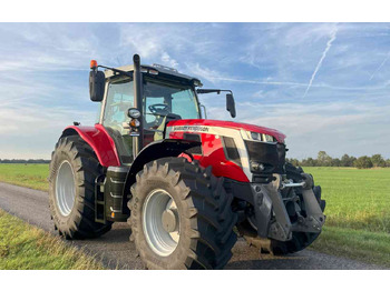 Traktör MASSEY FERGUSON 100 series