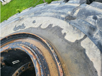 Yeni Lastik - İş makinaları Bridgestone: fotoğraf 4