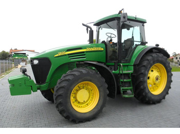 Traktör JOHN DEERE 7820