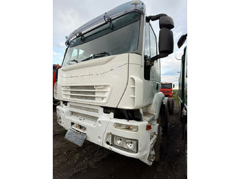Şasi kamyon IVECO Trakker