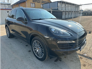 SUV PORSCHE CAYENNE: fotoğraf 2