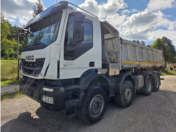 Damperli kamyon IVECO Trakker