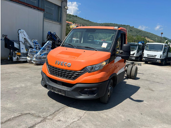 Açık kasa kamyonet IVECO Daily