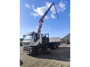 Vinçli kamyon IVECO Stralis