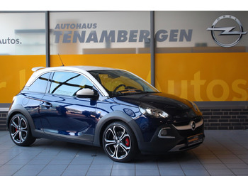 Binek araba OPEL
