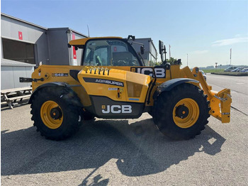 Teleskopik yükleyici JCB