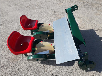 Yeni Patates ekim makinası GARMACH Transplanteur à Mini-Mottes 2 rangs: fotoğraf 3
