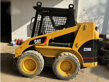 Mini yükleyici CATERPILLAR 226B