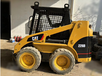 CATERPILLAR 226B finansal kiralama CATERPILLAR 226B: fotoğraf 1