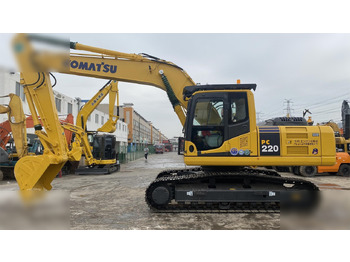 Paletli ekskavatör KOMATSU PC220-8