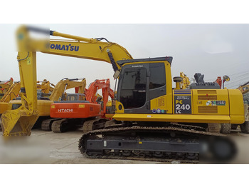 Paletli ekskavatör KOMATSU PC240