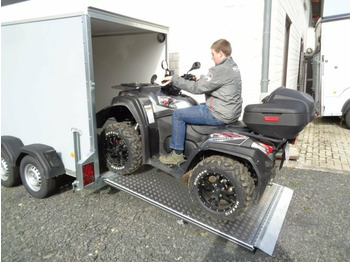 Kapalı karoser römork BÖCKMANN