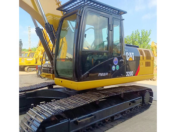 Ekskavatör CATERPILLAR 320D