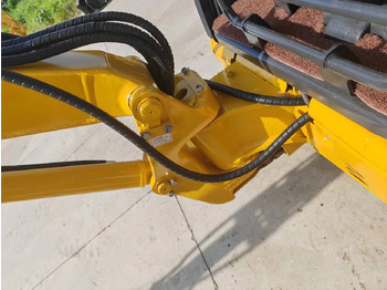 Mini ekskavatör komatsu PC35 [ Copy ] [ Copy ]: fotoğraf 4