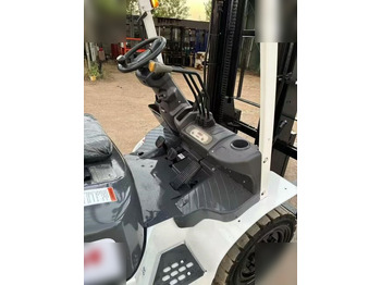 Forklift TCM 830: fotoğraf 2