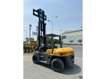 Dizel forklift TCM