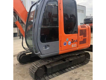 Ekskavatör HITACHI ZX60