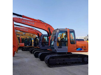 Paletli ekskavatör HITACHI ZX120