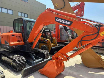 Mini ekskavatör USED Doosan Dx55 Mini Excavator with Good Condition  for Sale: fotoğraf 4