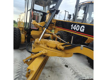 Greyder CATERPILLAR 140H