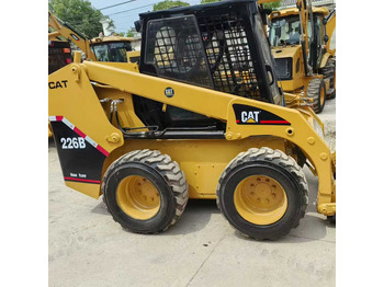 Mini yükleyici CATERPILLAR 226B