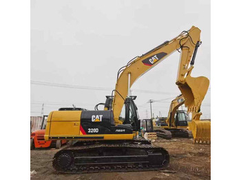 Ekskavatör CATERPILLAR 320D