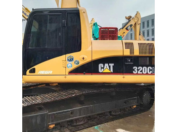 Ekskavatör CATERPILLAR 320CL