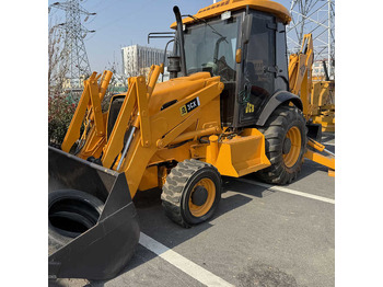 Iş makinesi JCB 3CX