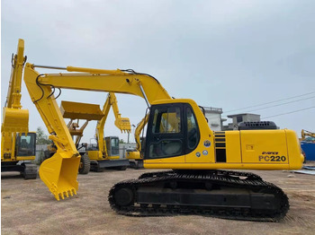 Paletli ekskavatör KOMATSU PC220-6