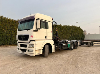 Kancalı yükleyici kamyon MAN TGX 26.440