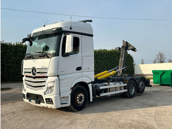 Kancalı yükleyici kamyon MERCEDES-BENZ Actros