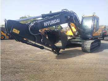 Paletli ekskavatör HYUNDAI R210