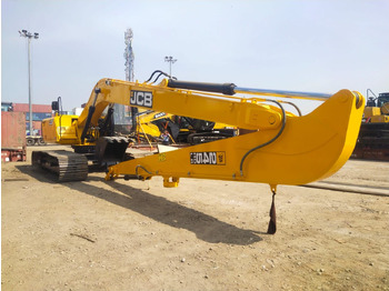 Paletli ekskavatör JCB