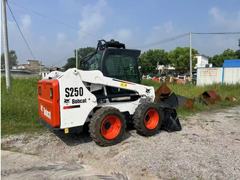 Mini yükleyici BOBCAT S250
