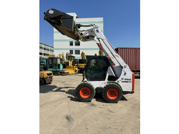 Mini yükleyici BOBCAT