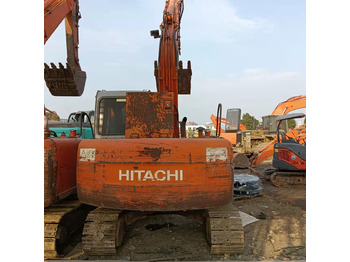 Paletli ekskavatör HITACHI EX60