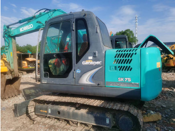 Paletli ekskavatör KOBELCO