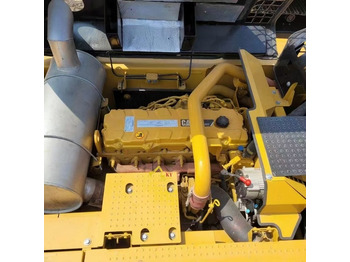 Paletli ekskavatör 2023 Caterpillar 336D: fotoğraf 2