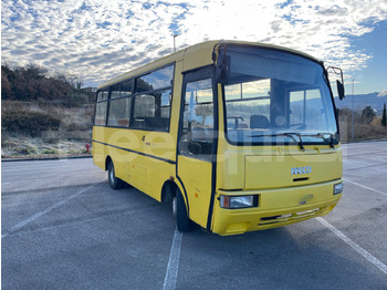 Okul otobüsü IVECO