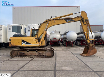 Paletli ekskavatör CATERPILLAR 318