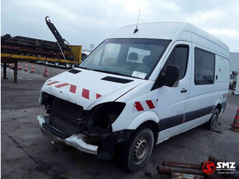 Kapalı kasa kamyonet Mercedes-Benz Sprinter 311 accident: fotoğraf 3